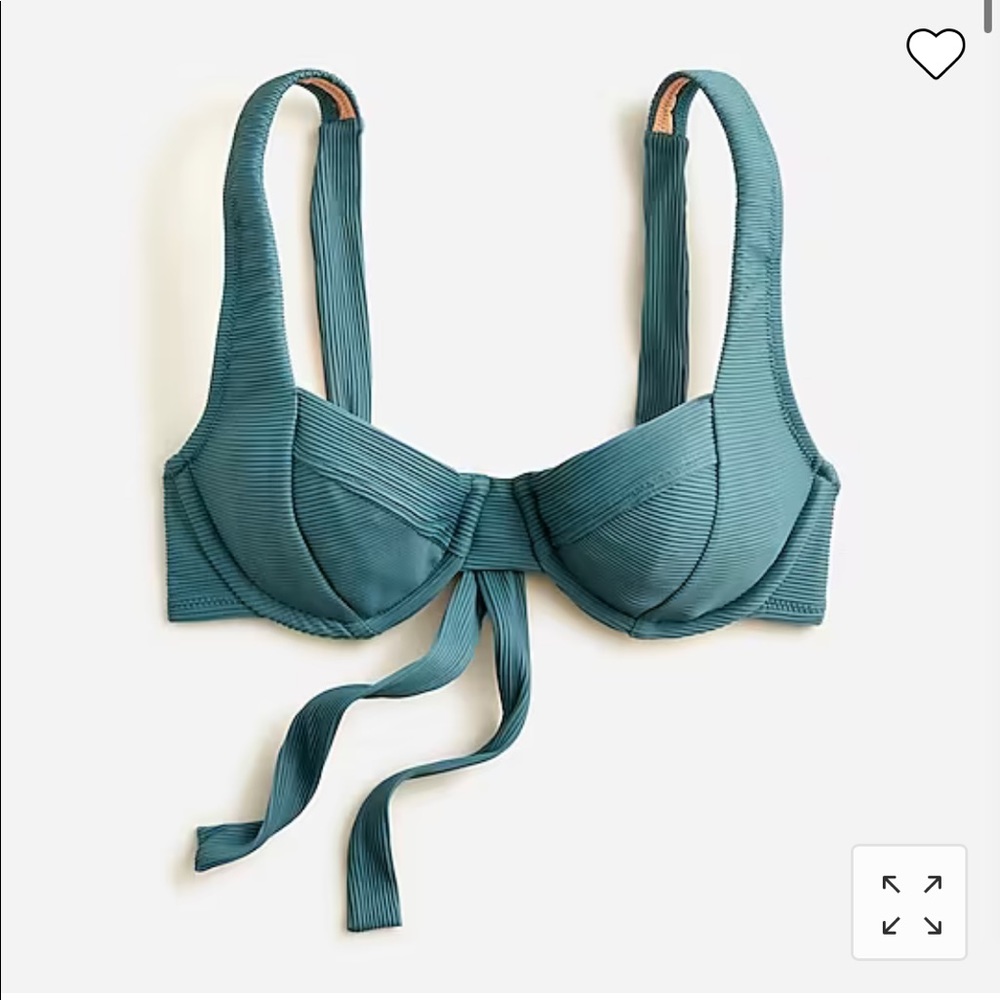 Ribbed cross-back underwire bikini top